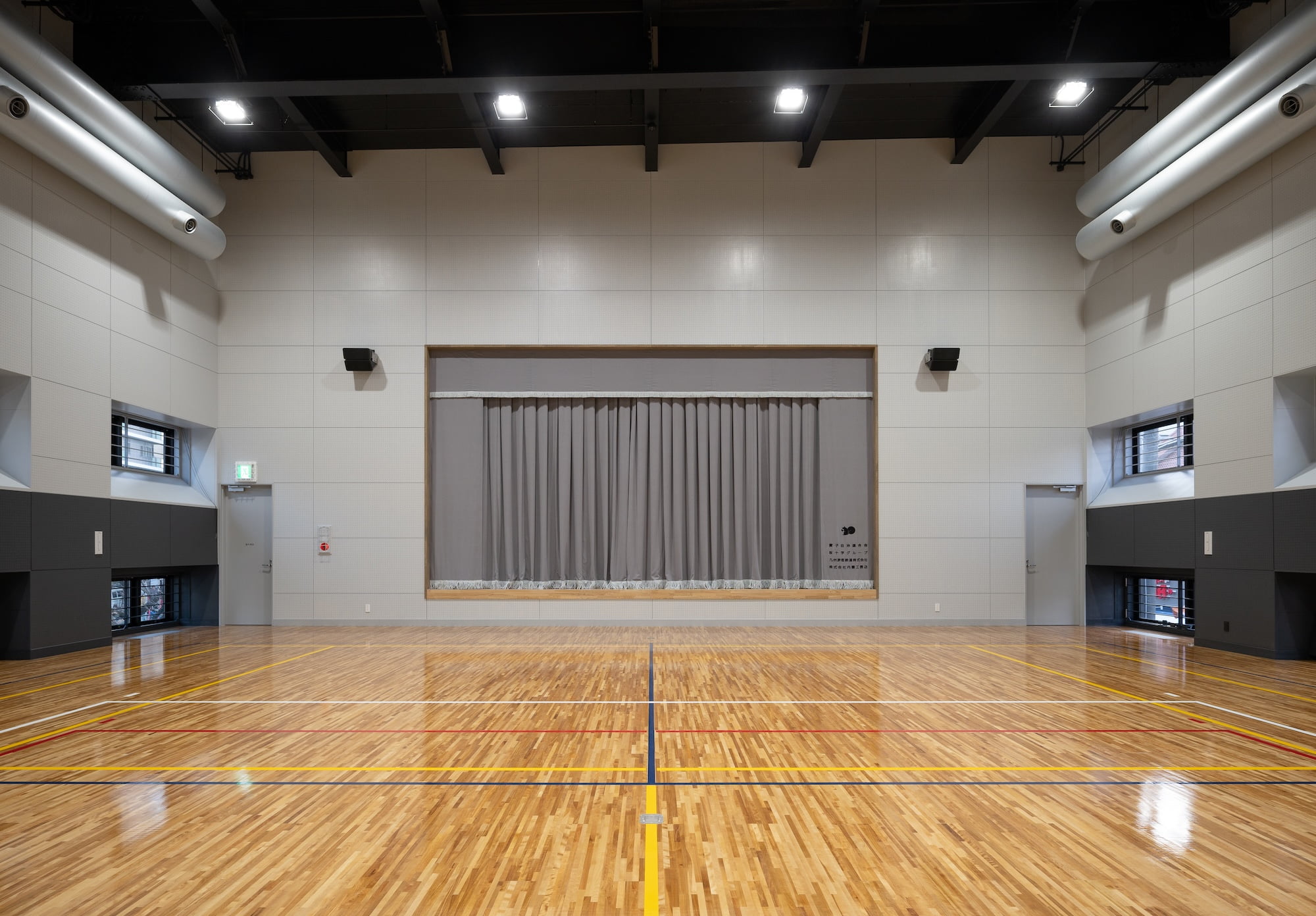 すのこ体育館、すのこ広場［りすのこスクエア］ 6